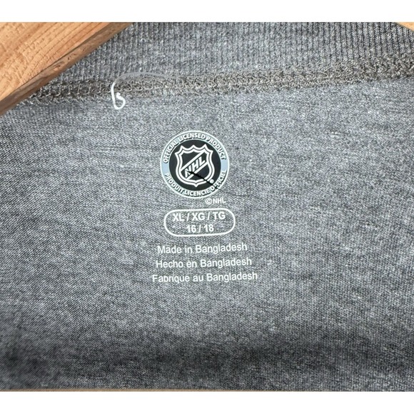 NHL Columbus Blue Jackets CBJ Shirt Womens XL Gray Logo Ohio Soft Cotton Blend - Picture 4 of 7